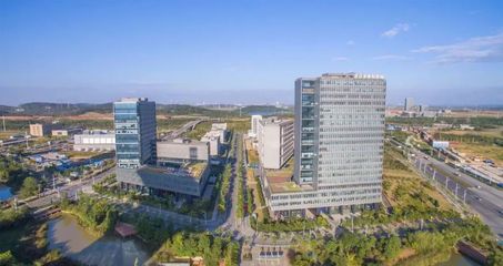 武漢市今年將拿出15億元,用于高端人才引進(jìn)
